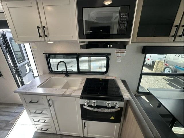 2026 Jayco Jay Flight Slx 210qb alt