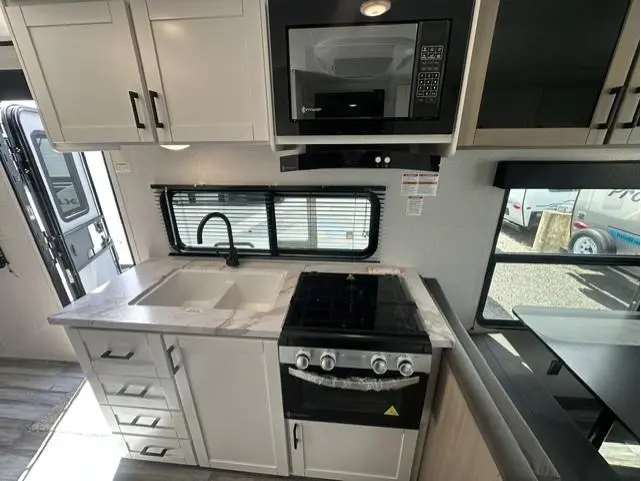 2026 Jayco JAY FLIGHT SLX 210QB