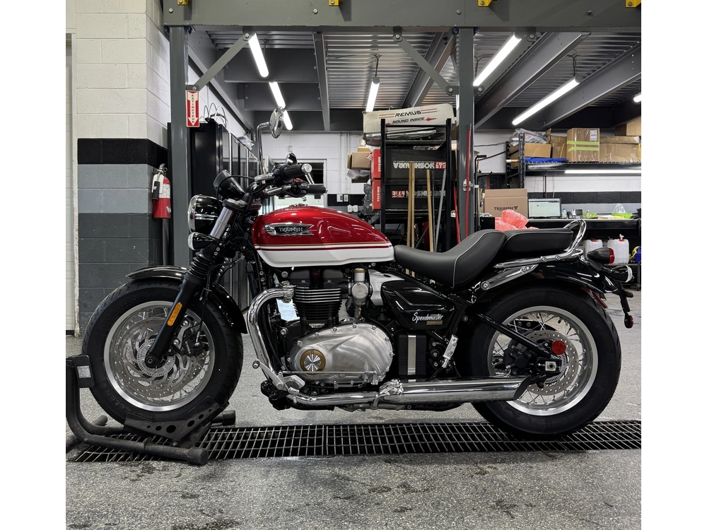 2026 Triumph Bonneville Speedmast alt