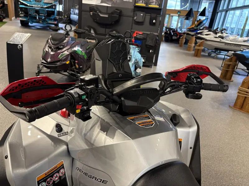 Can-Am Renegade X mr 1000R- 5UTA 2026