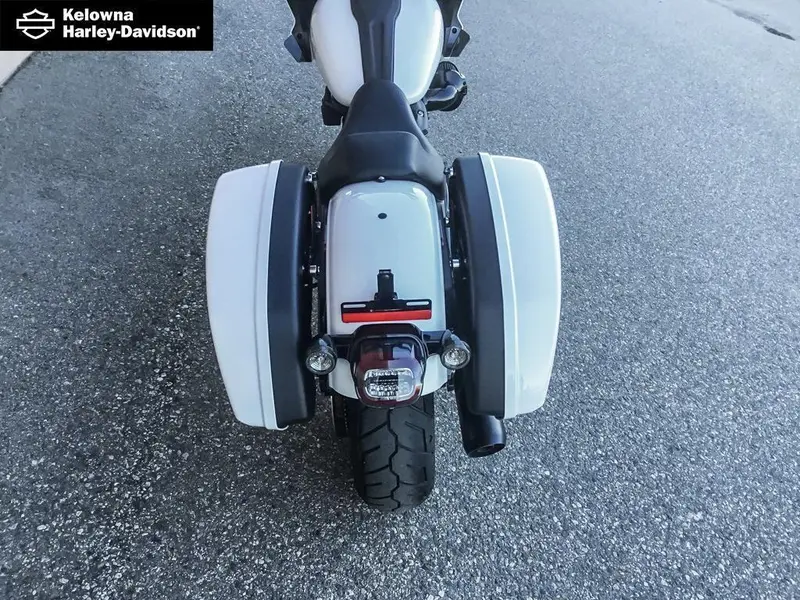2026 Harley-Davidson FXLRST - Low Rider® ST thumbnail 13