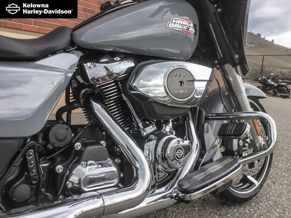 2026 Harley-davidson Flhx - Street Glide® alt