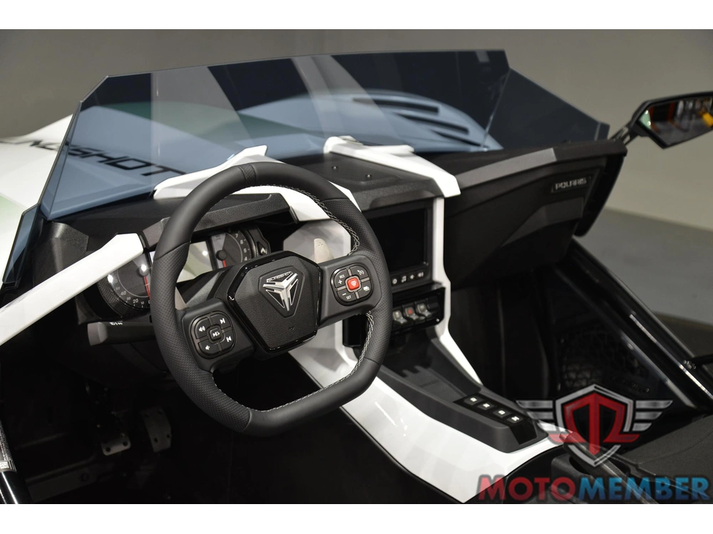 2026 Slingshot R Autodrive alt