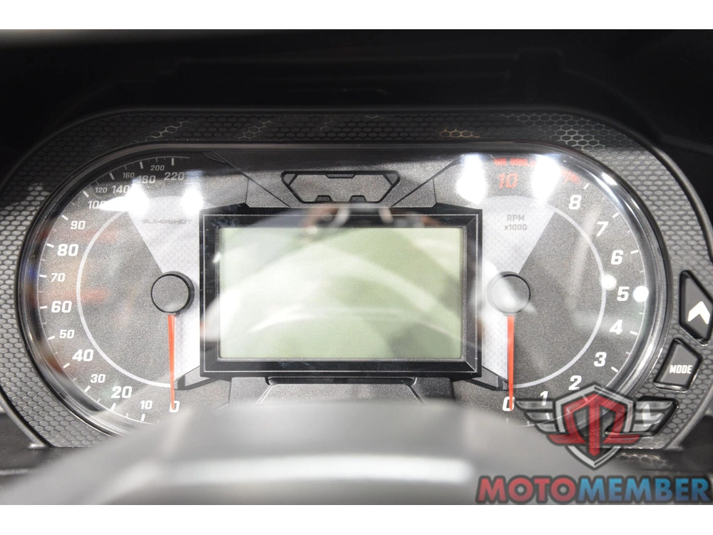 2026 Slingshot R Autodrive alt