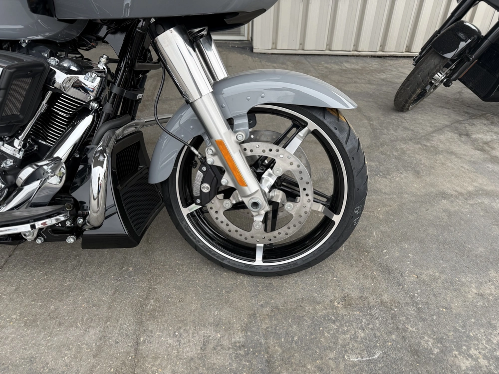 2026 Harley-davidson Road Glide alt
