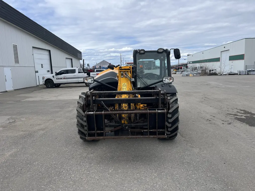 2018 JCB 527-58