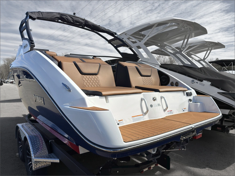2026 Yamaha 222sd alt