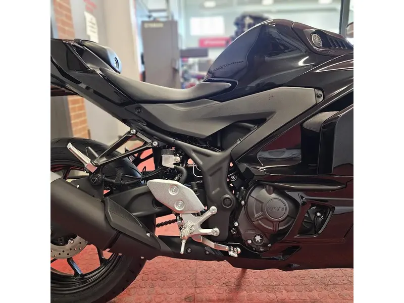 Yamaha YZF-R3 ABS 2026