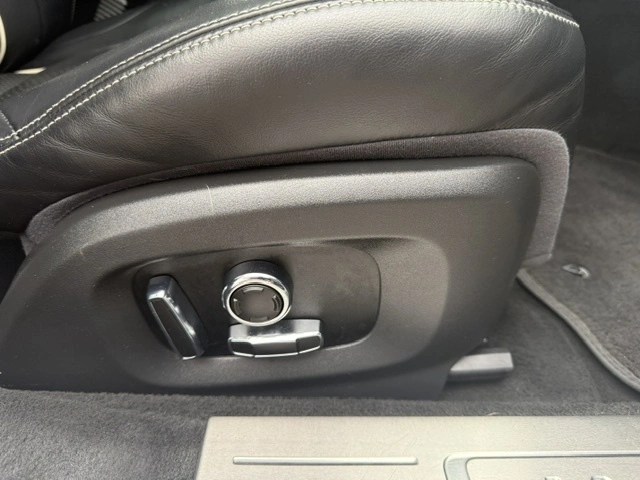 2016 Jaguar Xj Portfolio alt