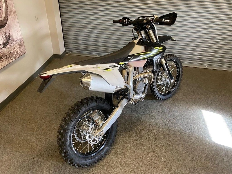 2026 Triumph Tf450-e - Black alt