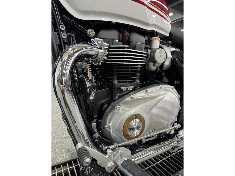 2026 Triumph Bonneville Speedmast alt
