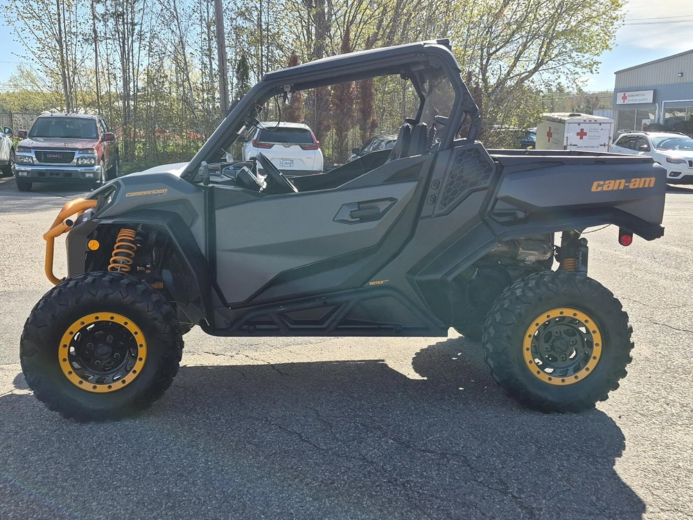 2025 Brp Commander Xt-p 1000r alt