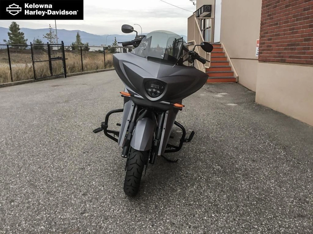 2016 Victory Motorcycles Magnum X-1 Stealth Edition alt