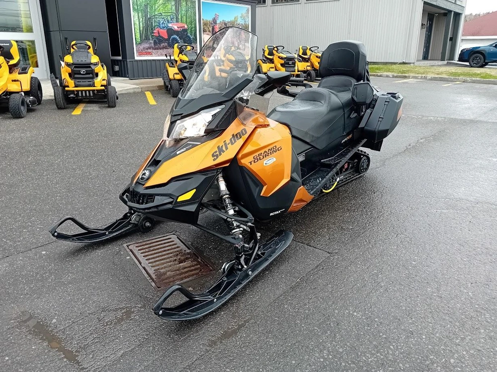 Ski-doo Grand Touring 900 2017 alt