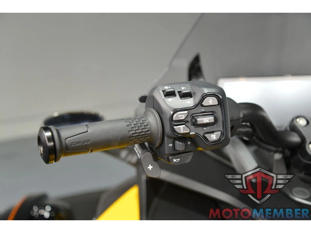 2026 Can-am Spyder F3-s alt