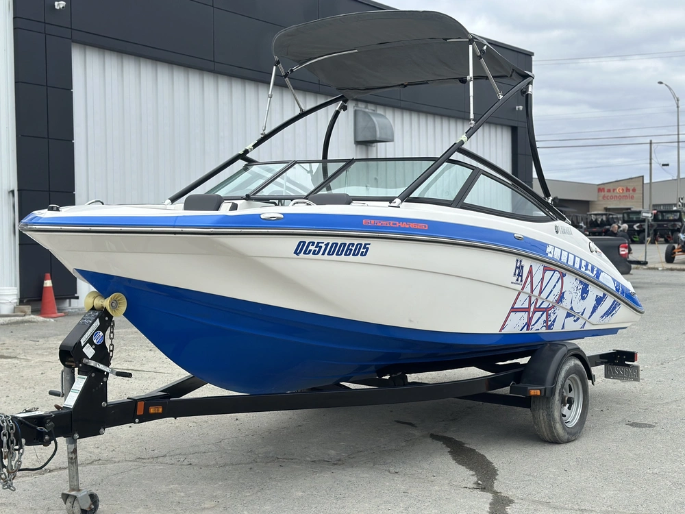 Yamaha Ar192 2015 alt