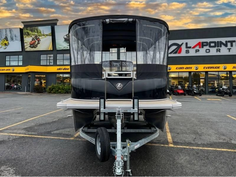 Legend Q-series Le 19 Lounge 2023 alt