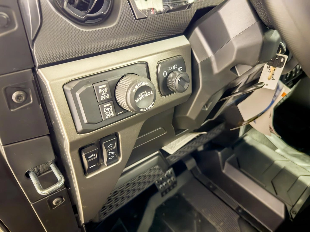 2026 Polaris R26xaw1rbj alt