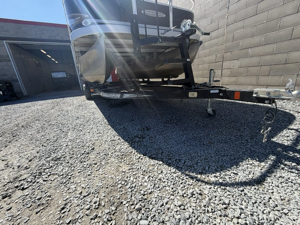 2012 Princecraft Vectra 19 2s alt