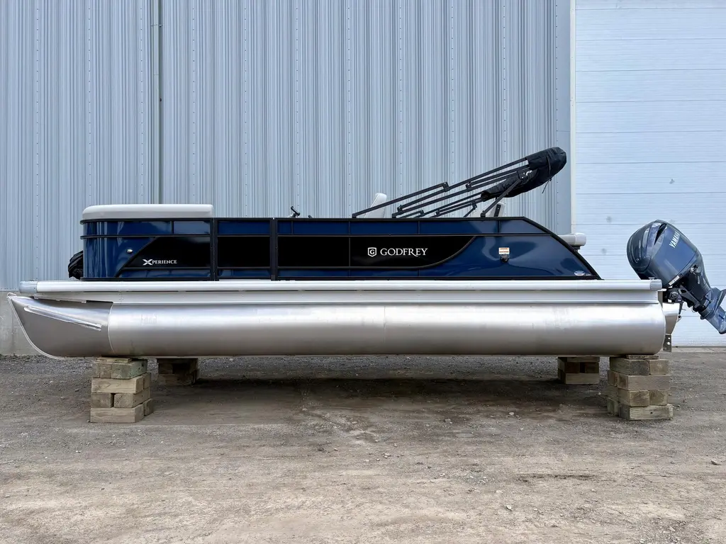 Godfrey Marine Xperience 2026