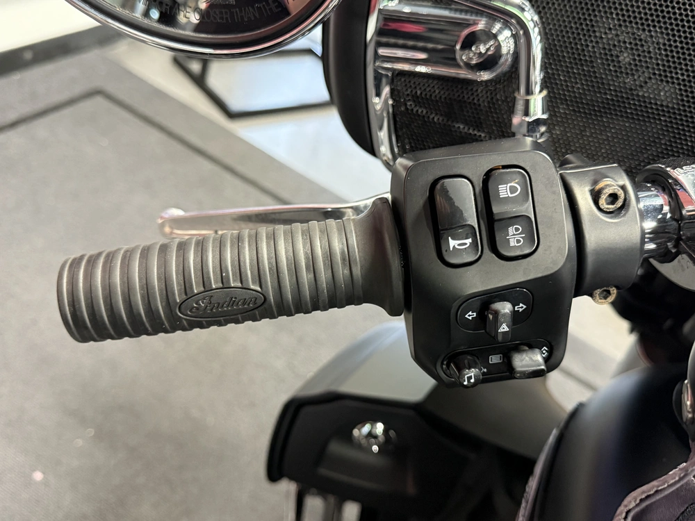 2020 Indian Motorcycle Rm Dark Horse, Thunder Black Smoke, 49st alt