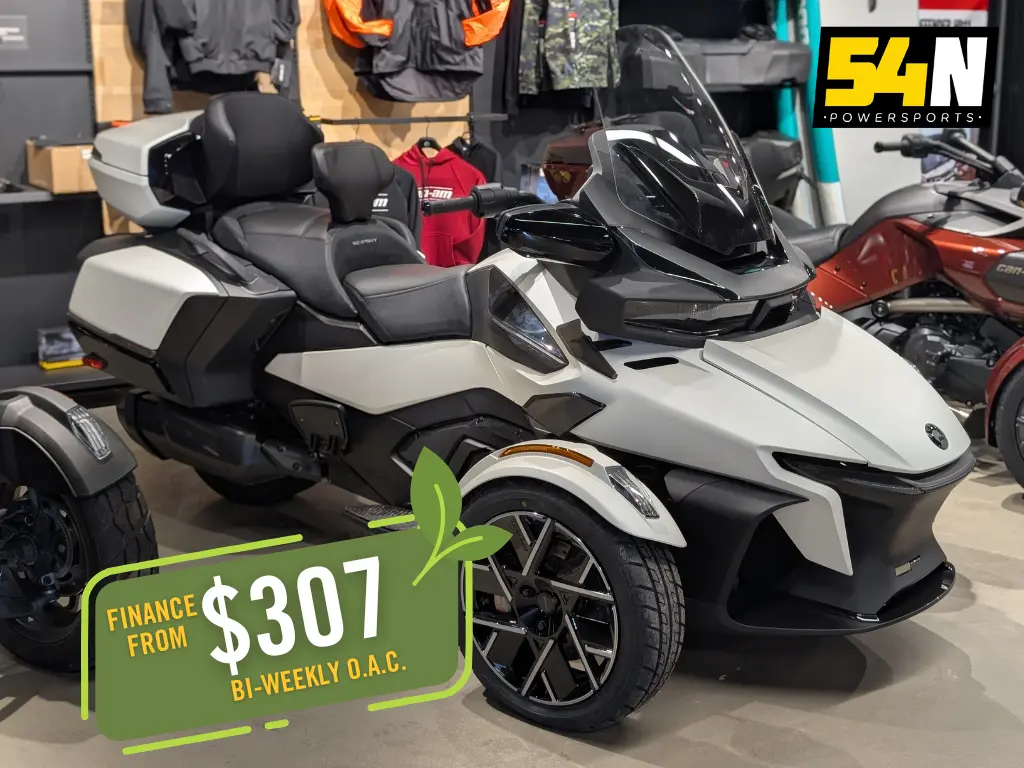 2026 Can-Am Spyder RT Sea-To-Sky - Vegas White Satin 