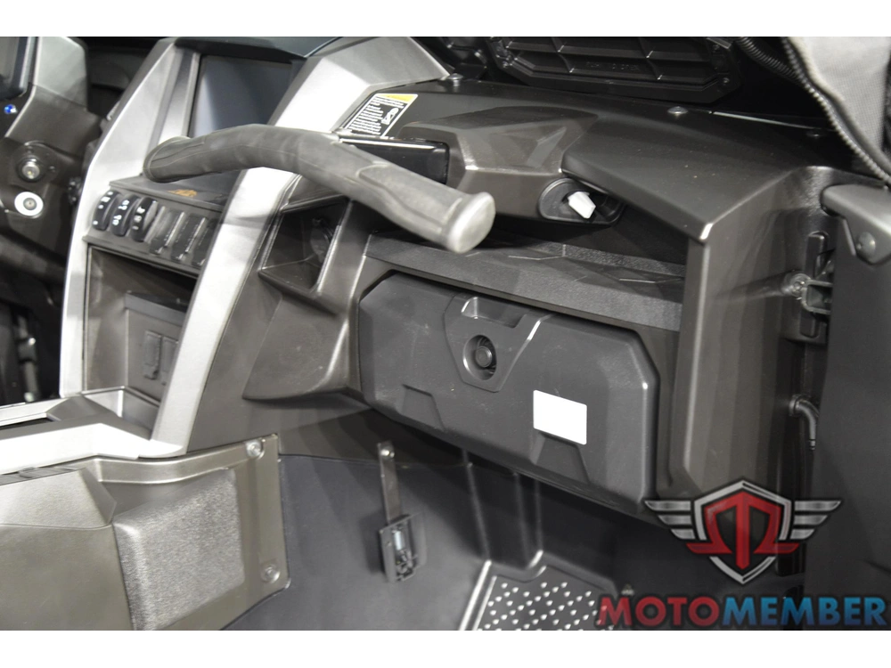 2025 Yamaha Wolverine Rmax4 1000 Xt-r alt