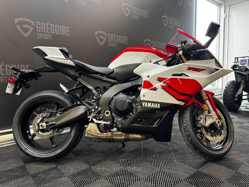 2026 Yamaha Yzf-r9 70e Anniversaire alt