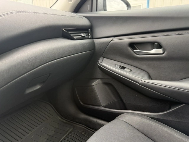 2024 Nissan Sentra Sv alt