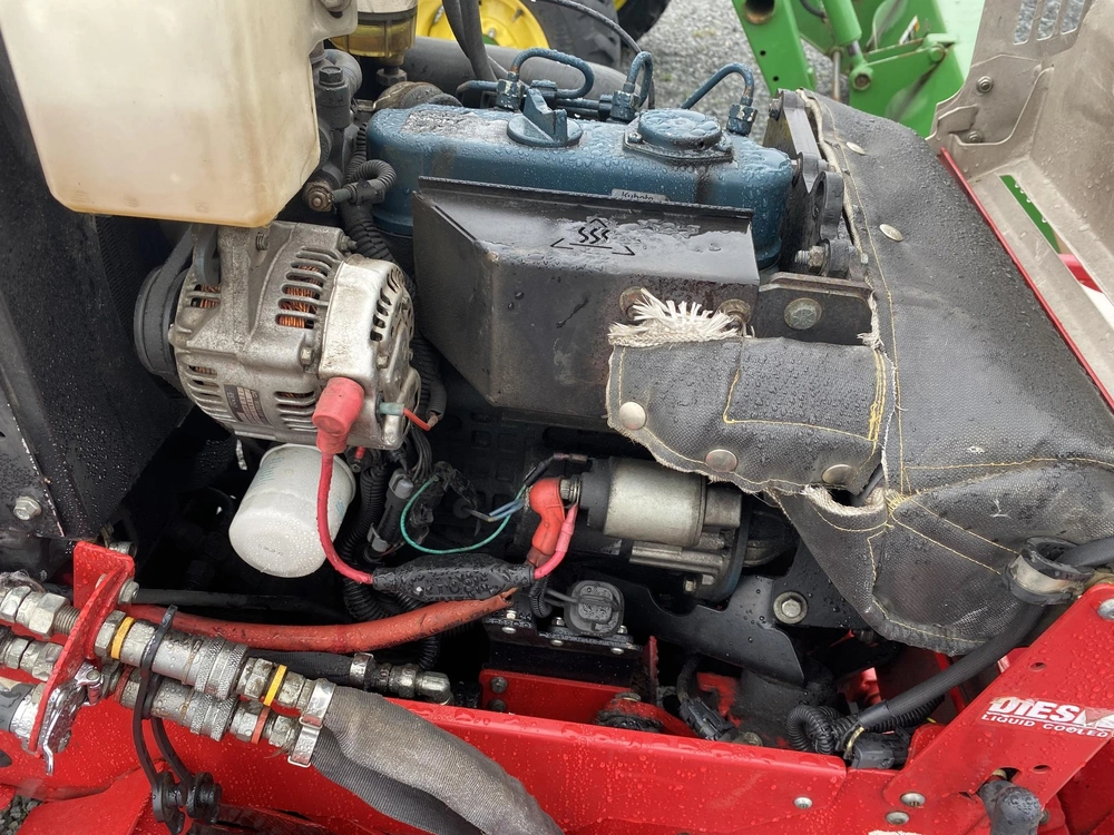 2014 Ventrac 4500y alt