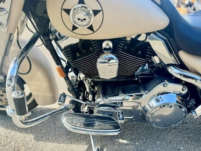 Harley-davidson Street Glide Flhx 2008 alt