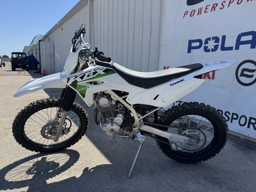 2026 Kawasaki Klx® 230r S alt