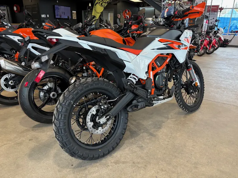 2026 KTM 390 ADVENTURE R thumbnail 2