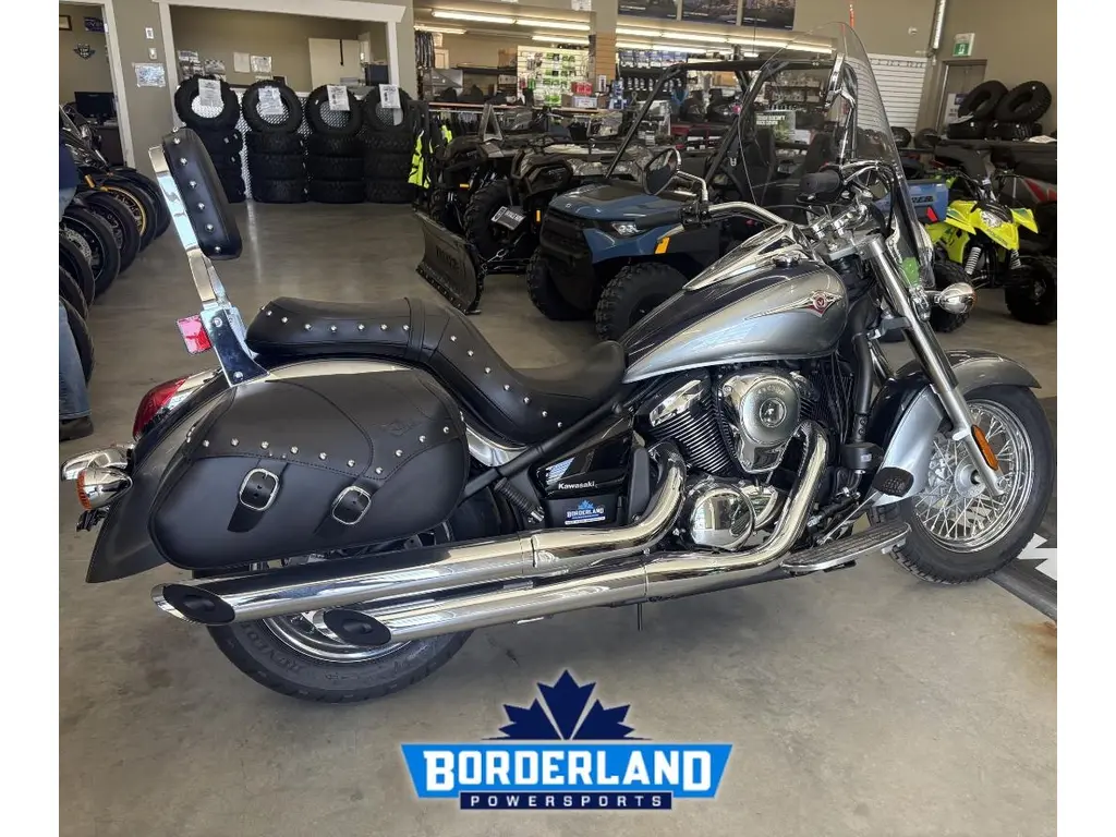2025 Kawasaki Vulcan® 900 Classic LT 