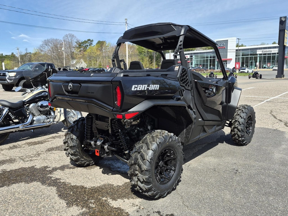 2026 Brp Commander Xt 700 (canada) alt