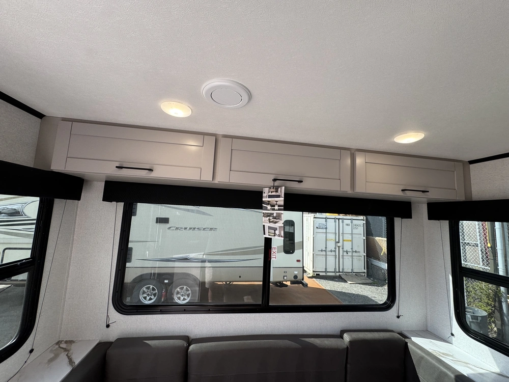 Jayco Jay Feather Sl 25rlsl 2026 alt