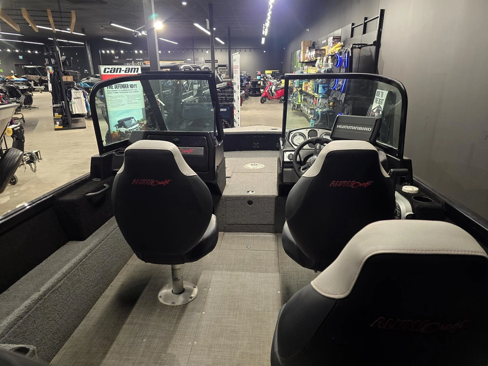 2023 Alumacraft Competitor 165 Sport alt