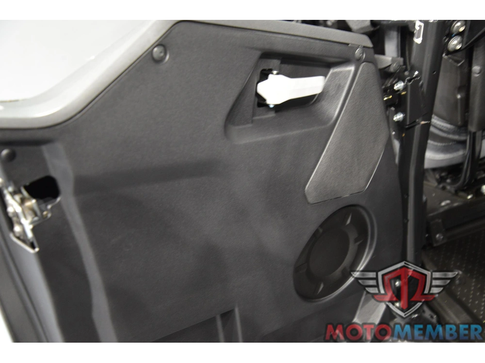 2025 Yamaha Wolverine Rmax4 1000 Xt-r alt