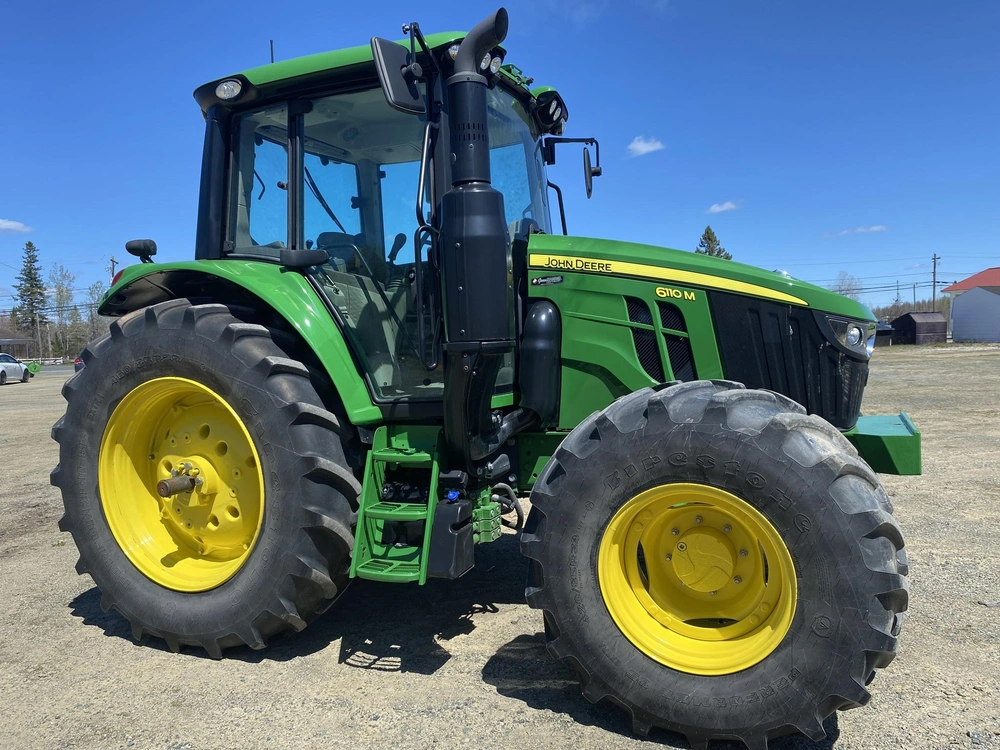 2024 John Deere 6110m alt