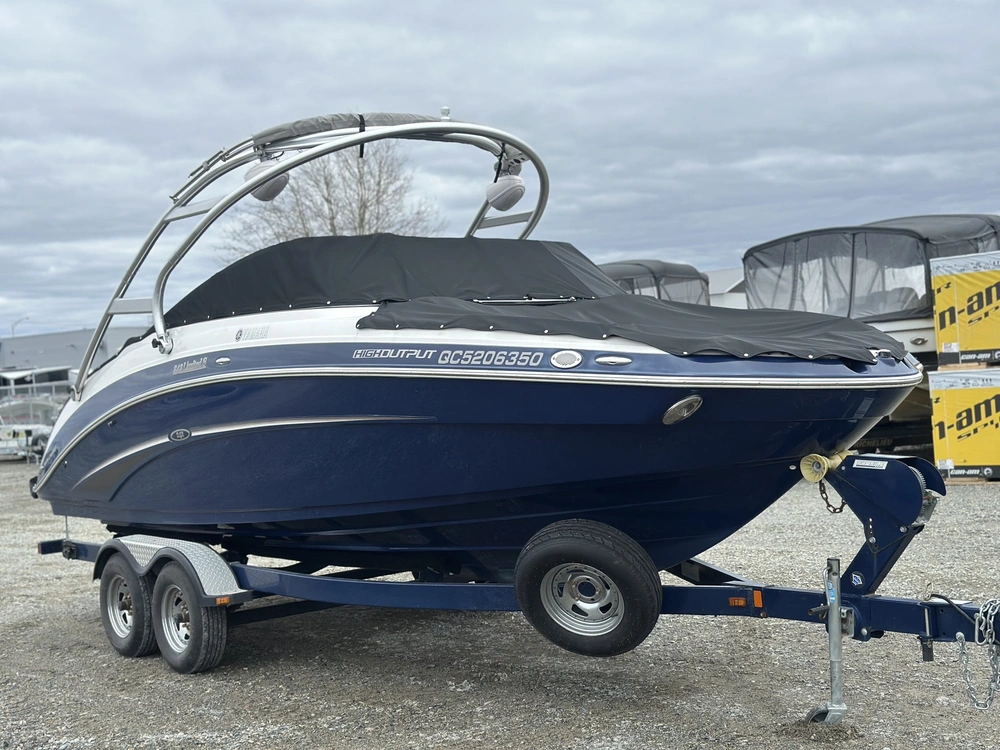 Yamaha 242 Limited S 2014 alt