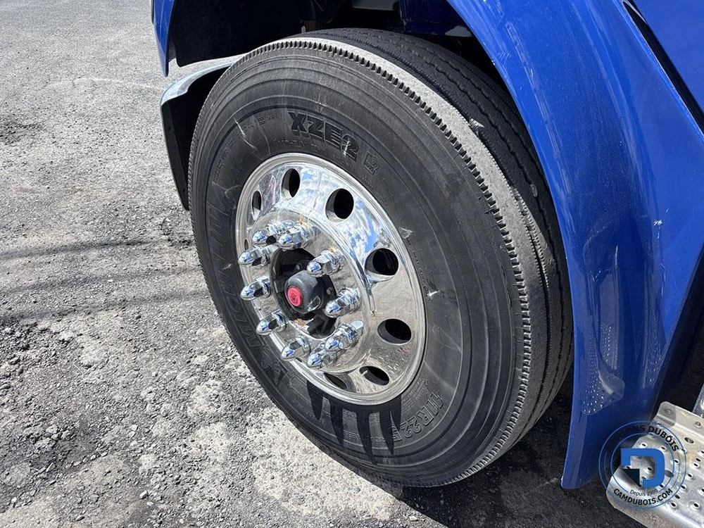 2018 Freightliner M2-106 alt