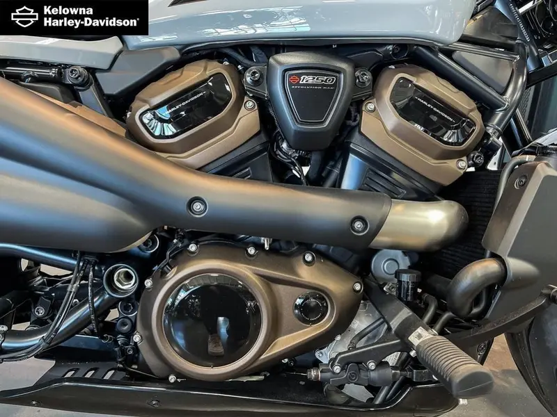 2024 Harley-Davidson RH1250S - Sportster™ S thumbnail 11