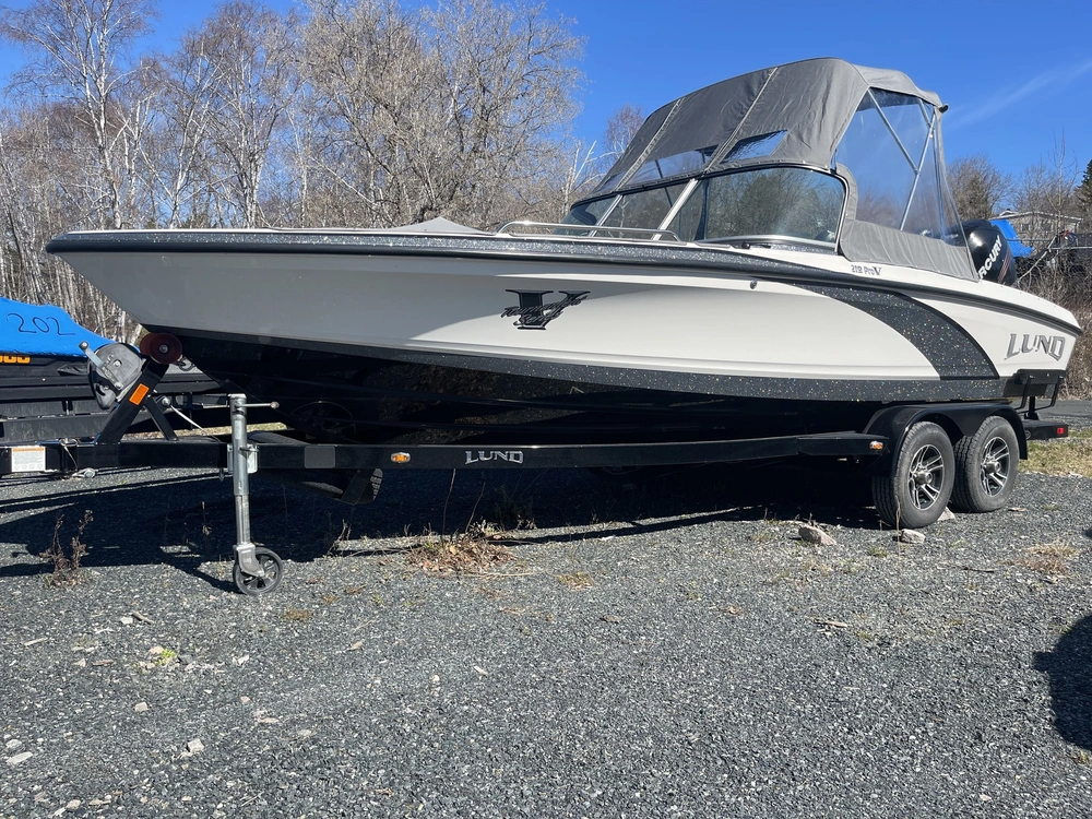 2018 Lund Boat Co 219 Pro V Gl alt
