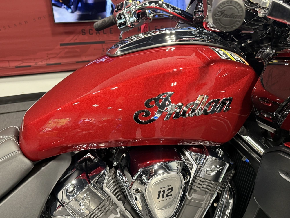 2026 Indian Motorcycle Pursuit Limited 112 alt
