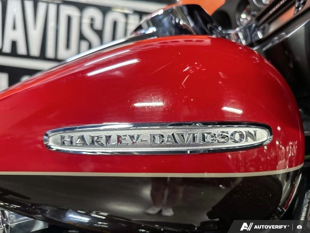 2011 Harley-davidson Flhtk alt