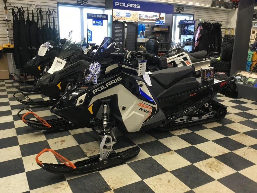 2025 Polaris 650 Indy Sp 137 Es alt
