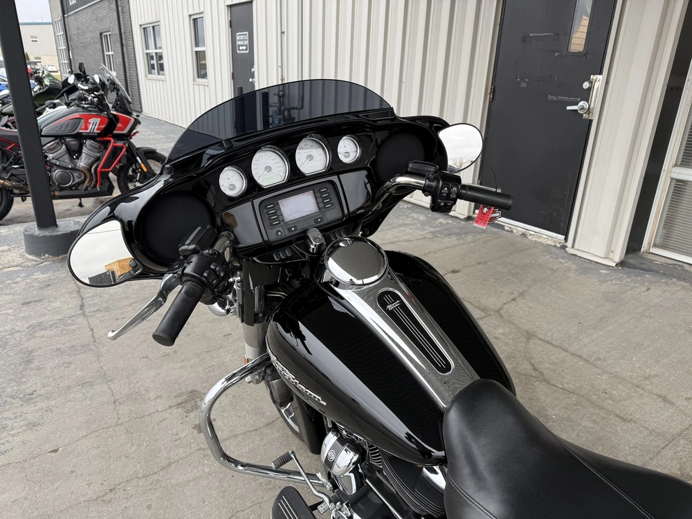 2017 Harley-davidson Flhxs Street Glide Special alt