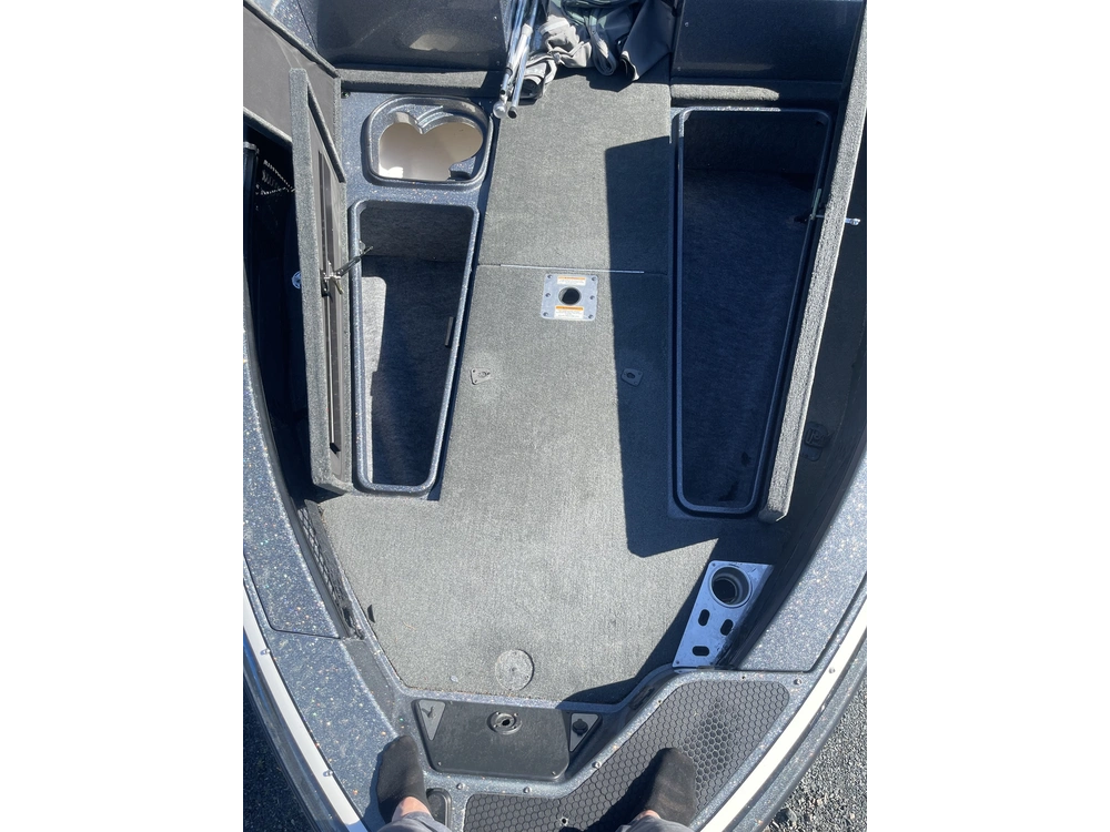 2018 Lund Boat Co 219 Pro V Gl alt
