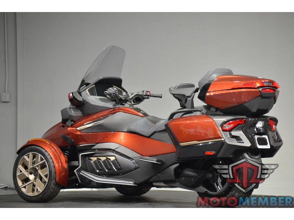 2026 Can-am Spyder Rt Sea-to-sky alt
