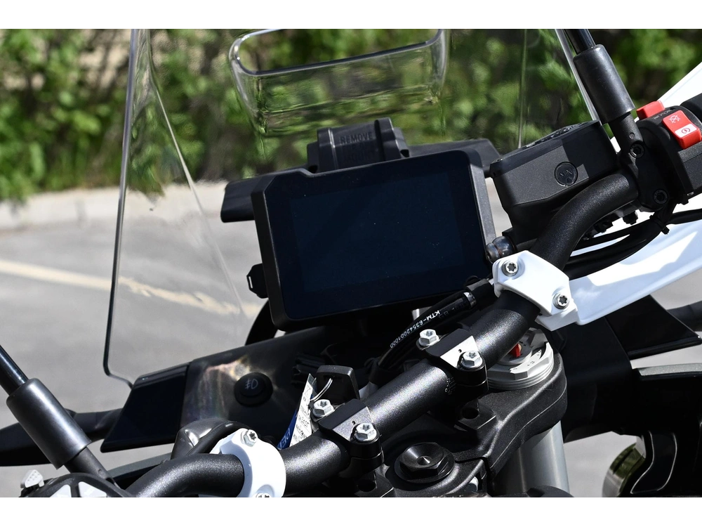 2025 Husqvarna Norden 901 Expedition alt